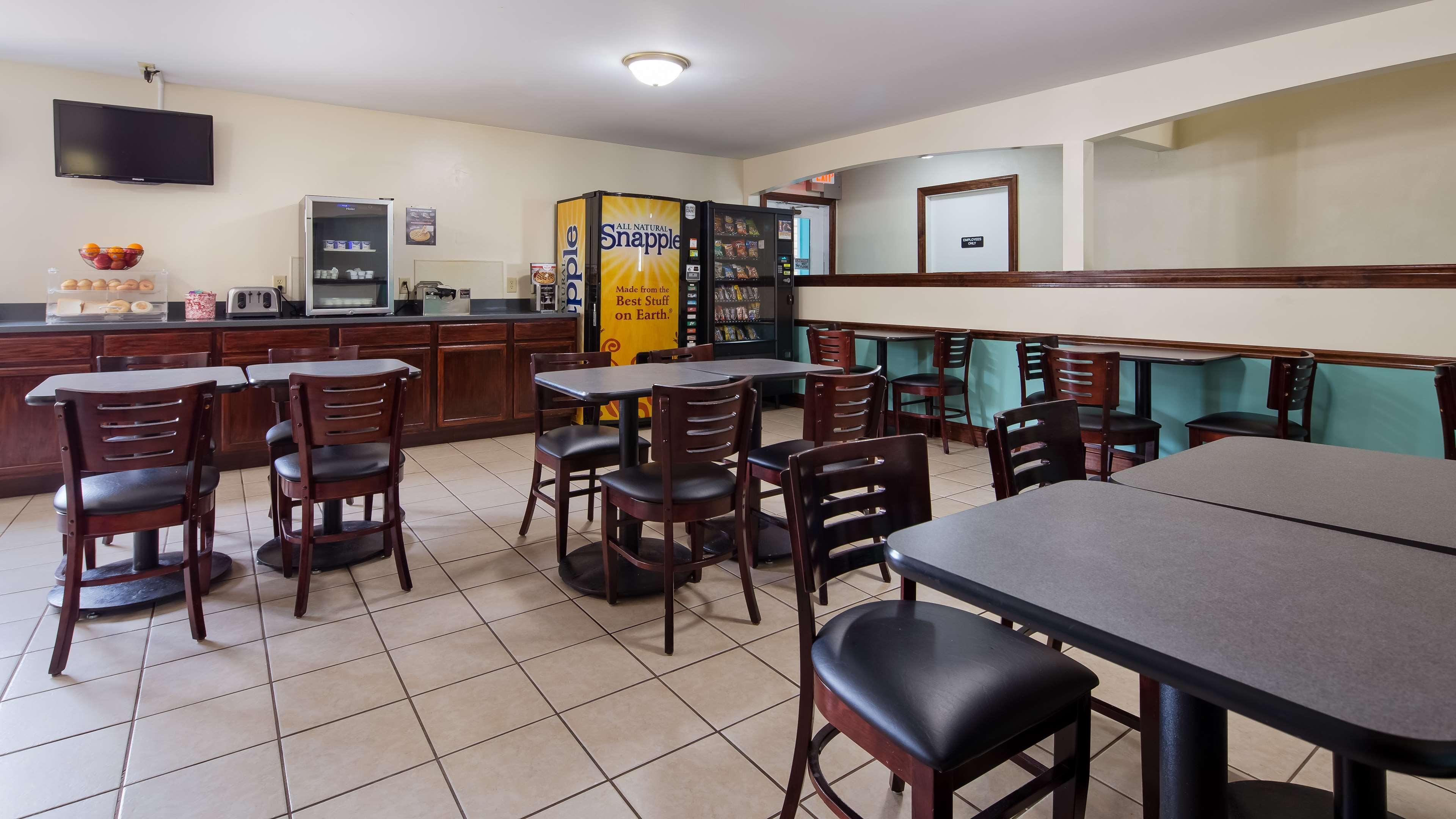 Surestay Hotel By Best Western Greenville Exterior photo