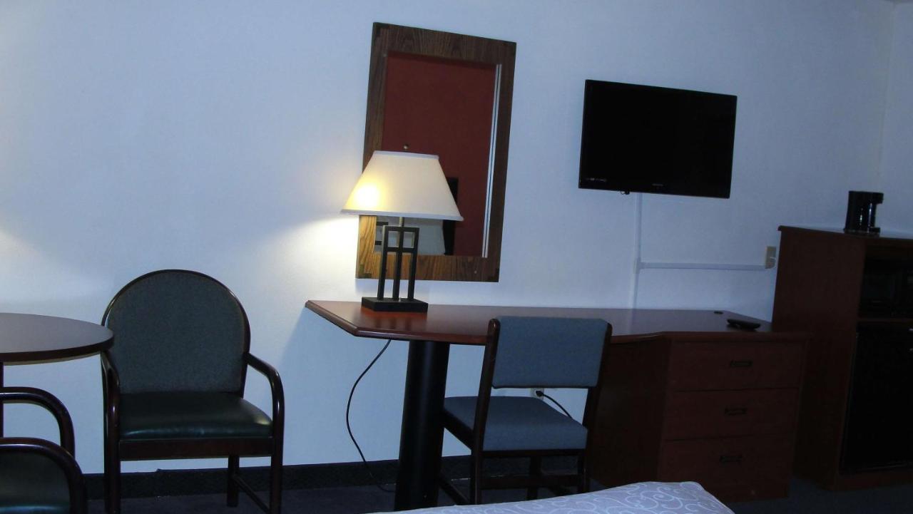 Surestay Hotel By Best Western Greenville Exterior photo